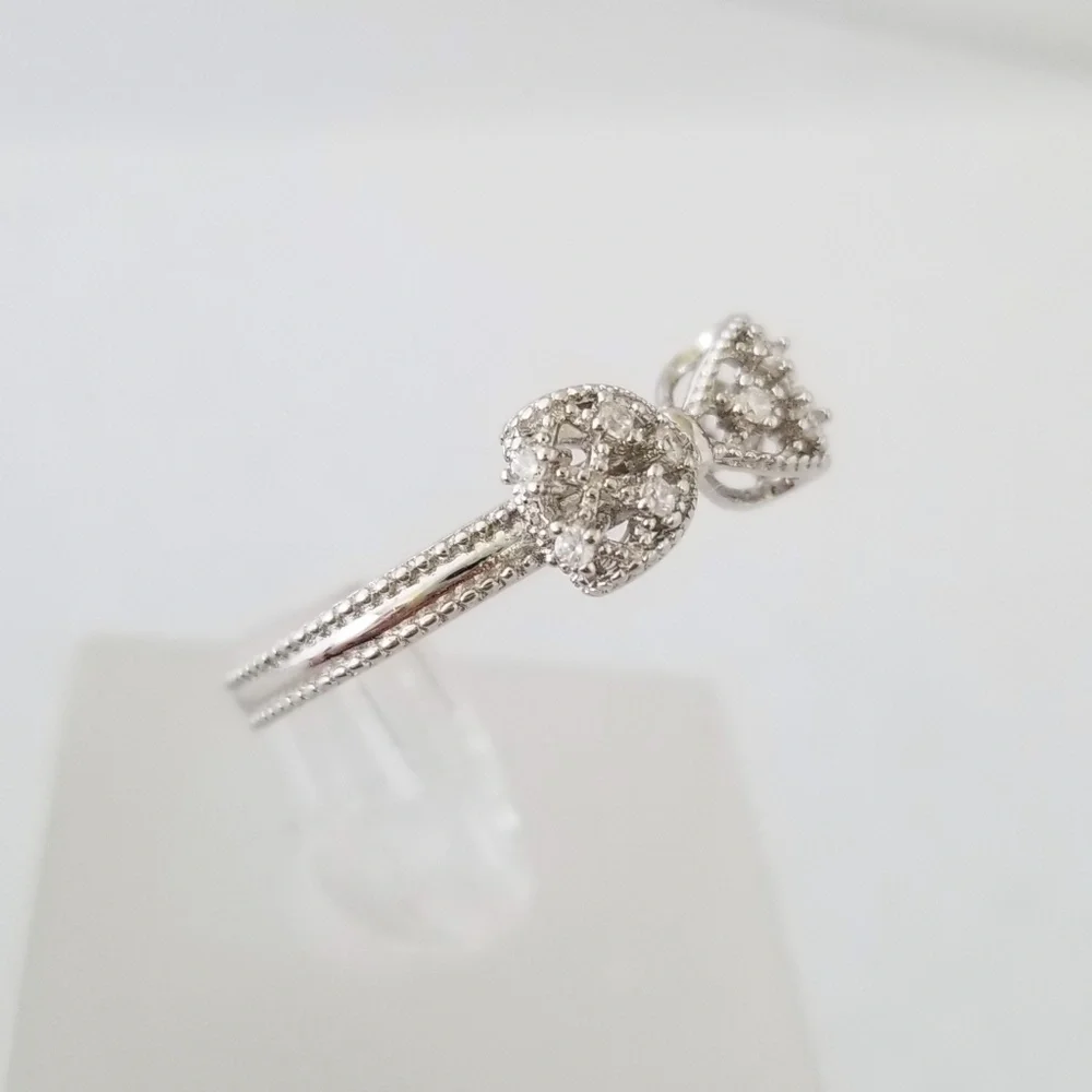 Sterling Silver Bow Ring - Picture 5 of 8